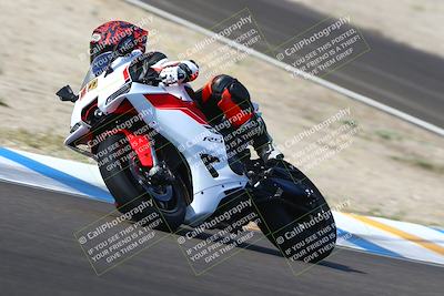 media/Sep-20-2025-TrackDaz (Sat) [[27f0cde673]]/A Group/10am (Turn 3)/